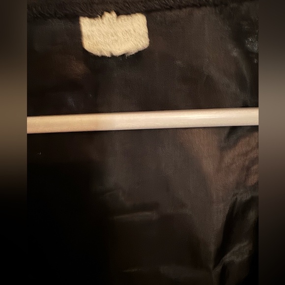 VTG Tagless Velvet Vest - Picture 2 of 3